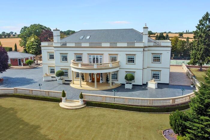 7 Bedroom Detached House For Sale In Colchester Road, Great Totham, Maldon, CM9