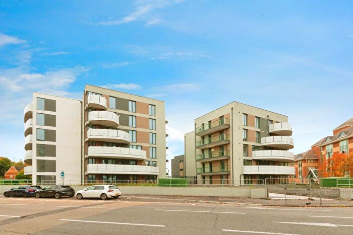 1 Bedroom Flat To Rent In Savoy Place, Farnborough, GU14