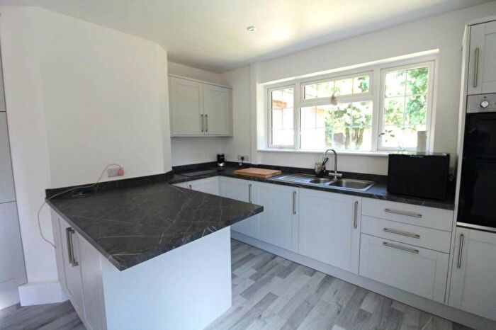 3 Bedroom Detached Bungalow To Rent In Foxhall Road, Ipswich, IP4