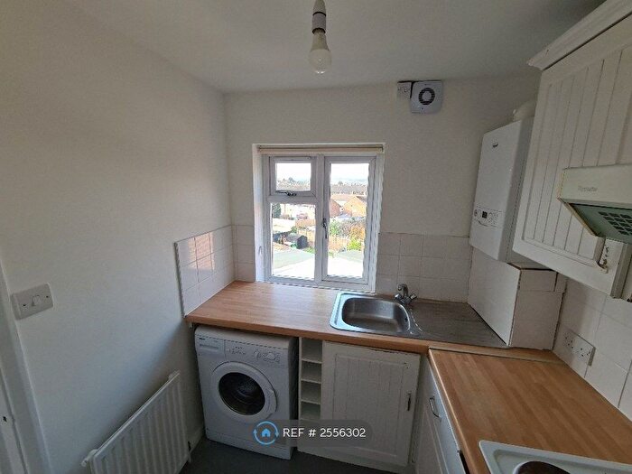1 Bedroom Flat To Rent In St. James Way, Sidcup, DA14