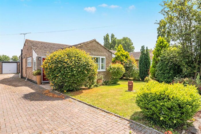 2 Bedroom Semi-Detached Bungalow For Sale In Temple Way, Worth, Deal, CT14