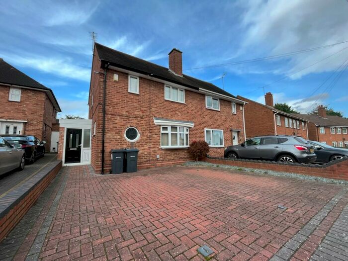 2 Bedroom Semi-Detached House To Rent In Leys Wood Croft, Birmingham, West Midlands, B26