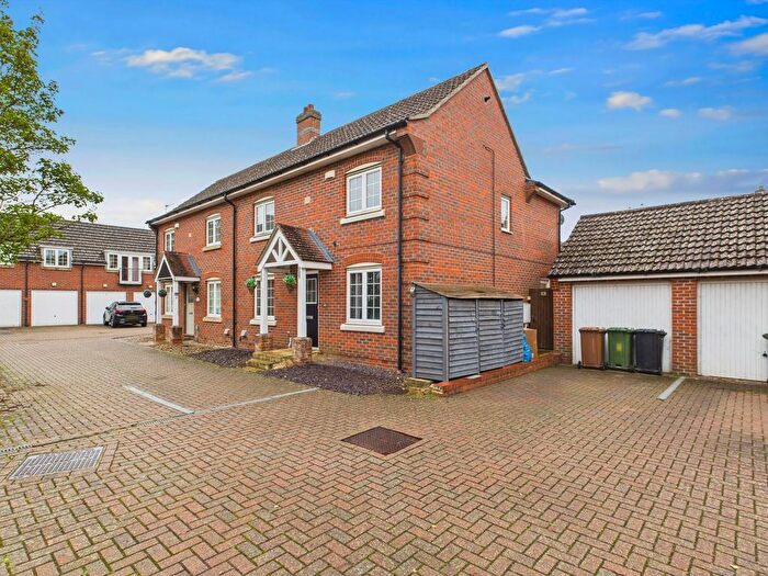 3 Bedroom Semi-Detached House For Sale In Saffron Close, Downham Market, PE38