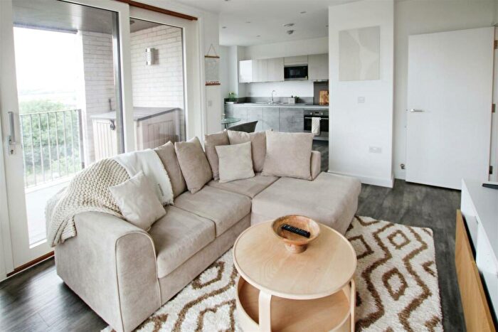 1 Bedroom Flat To Rent In Alma Road, Enfield, EN3