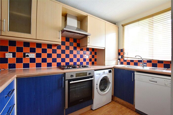 2 Bedroom End Of Terrace House To Rent In Crosslet Vale, London, SE10