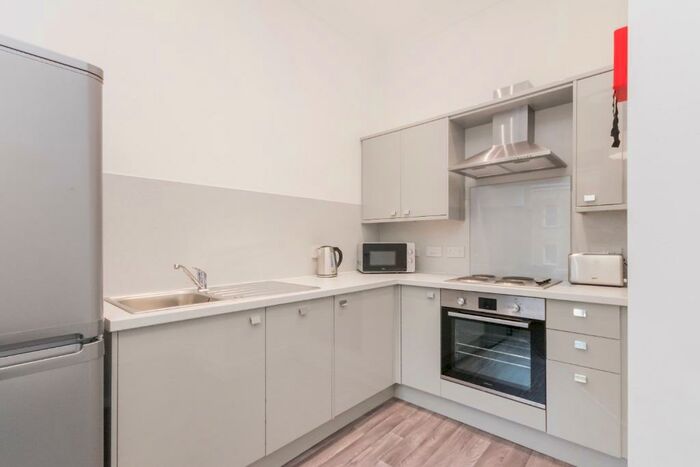 2 Bedroom Flat To Rent In Sloan Street, Leith, Edinburgh, EH6