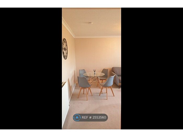 2 Bedroom Flat To Rent In Cairnvale Terrace, Aberdeen, AB12