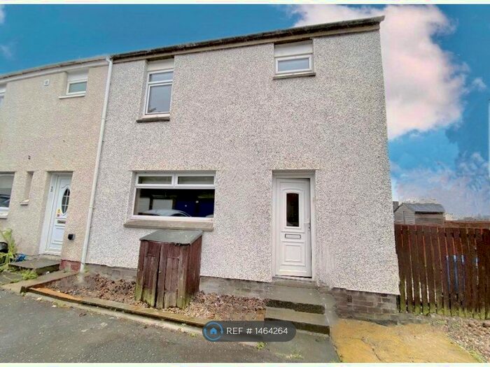 3 Bedroom Terraced House To Rent In Avon Court, Falkirk, FK1