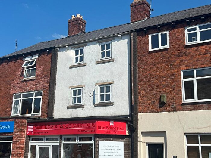3 Bedroom Duplex To Rent In Wheelock Street, Middlewich, CW10