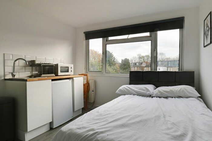 Studio To Rent In London, Greater London, SE9