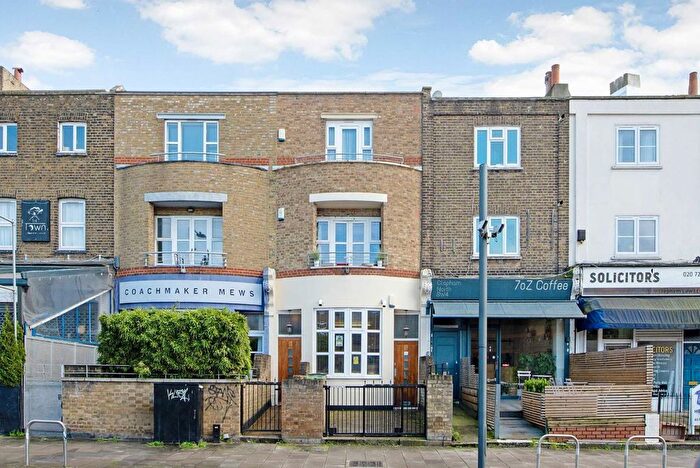 2 Bedroom Flat To Rent In Bedford Road, London, SW4