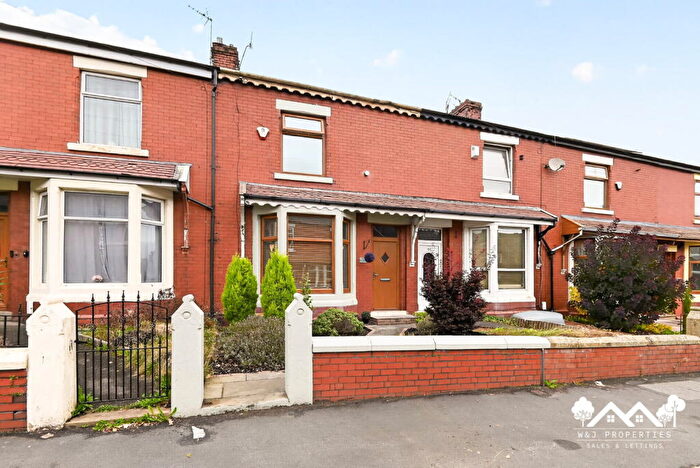 4 Bedroom Terraced House For Sale In Sandy Lane, Lower Darwen, Darwen, BB3