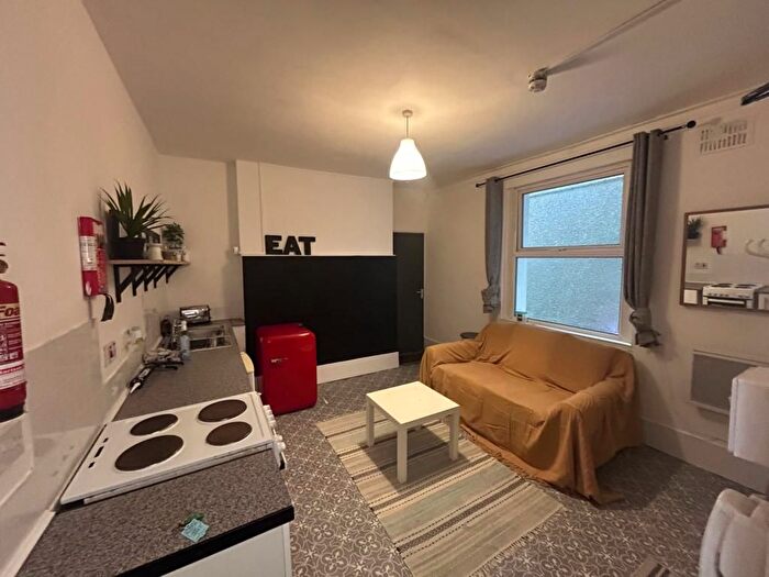 1 Bedroom Flat To Rent In Richmond Terrace, Uplands, Swansea, SA2