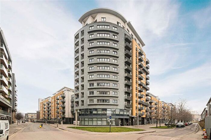 1 Bedroom Flat To Rent In Tarves Way, Greenwich, SE10