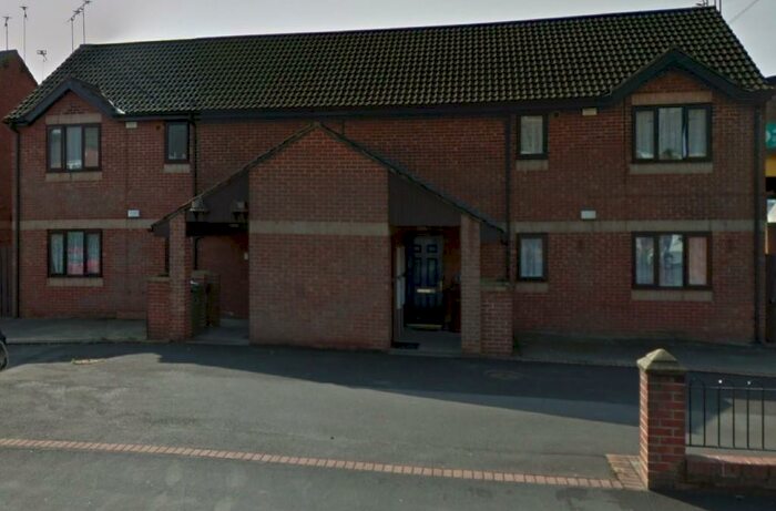 2 Bedroom Flat To Rent In Parkinson Avenue, Scunthorpe, Lincolnshire, DN15