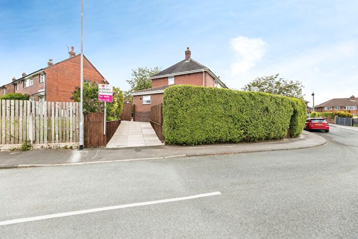 3 Bedroom Semi-Detached House For Sale In Smithy Lane, Tingley, Wakefield, WF3
