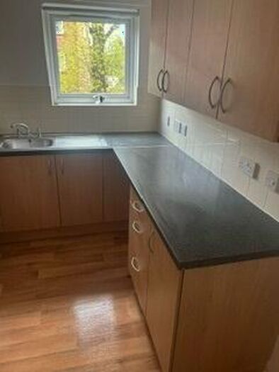 1 Bedroom Flat To Rent In Lanesborough Court, Park Road, Loughborough, Leicestershire, LE11