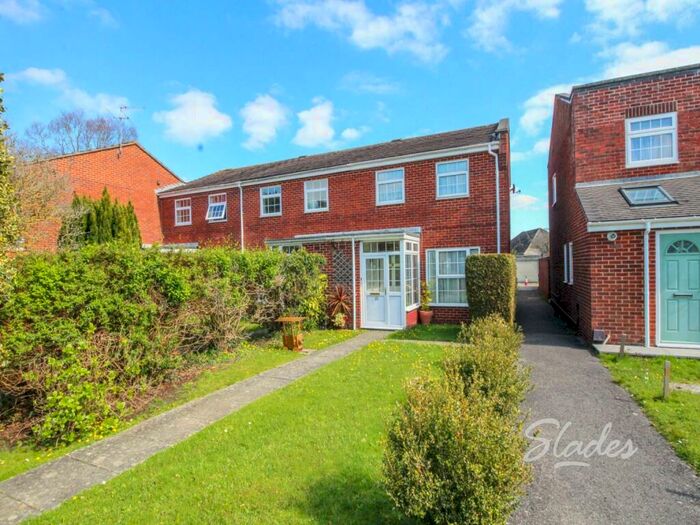 3 Bedroom House To Rent In Nea Close, Highcliffe, Dorset, BH23