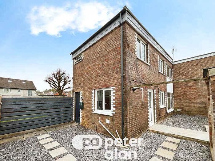 3 Bedroom Terraced House To Rent In Tairfelin, Bridgend, CF31
