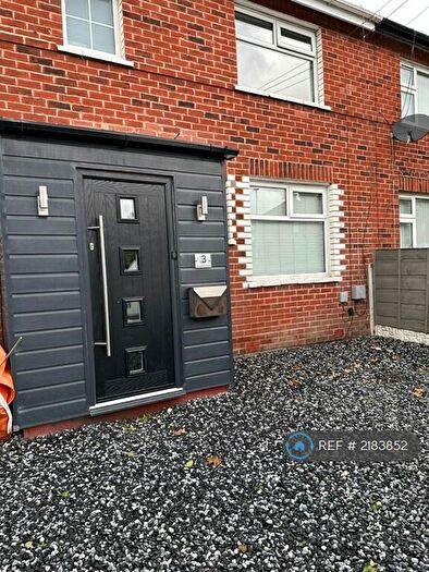 3 Bedroom Semi-Detached House To Rent In Summers Avenue, Stalybridge, SK15