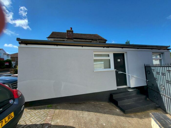 Studio To Rent In Windermere Crescent, LU3