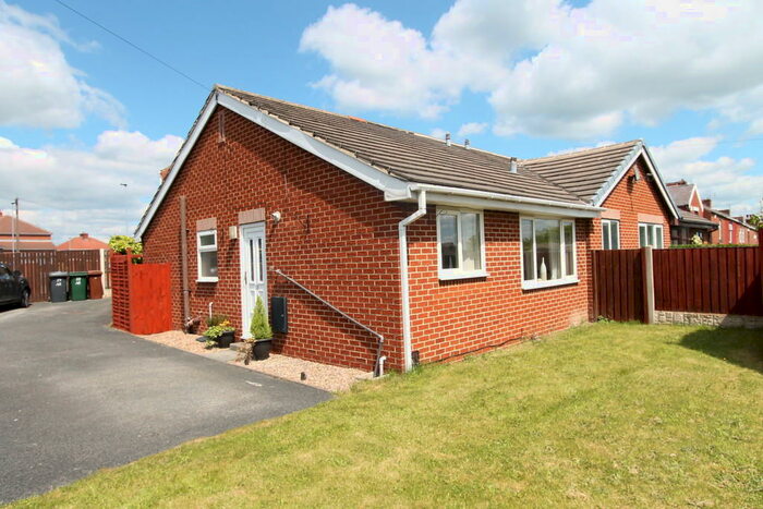 2 Bedroom Semi-Detached Bungalow To Rent In Allendale Road, Darton, Barnsley, S75