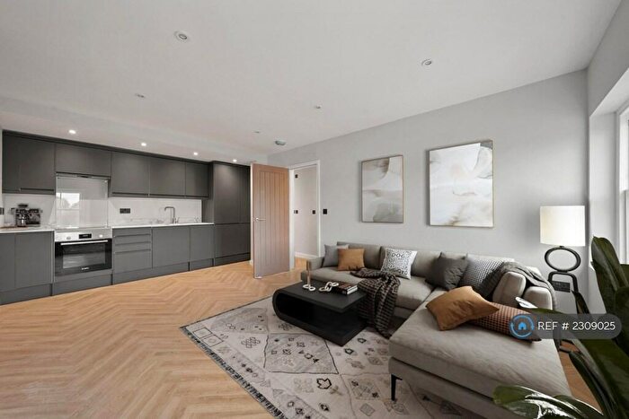 2 Bedroom Flat To Rent In Chapel Street, Diss, IP22