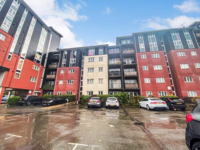 3 Bedroom Flat To Rent In Riverside Place Lower Southend Road, Wickford, SS11
