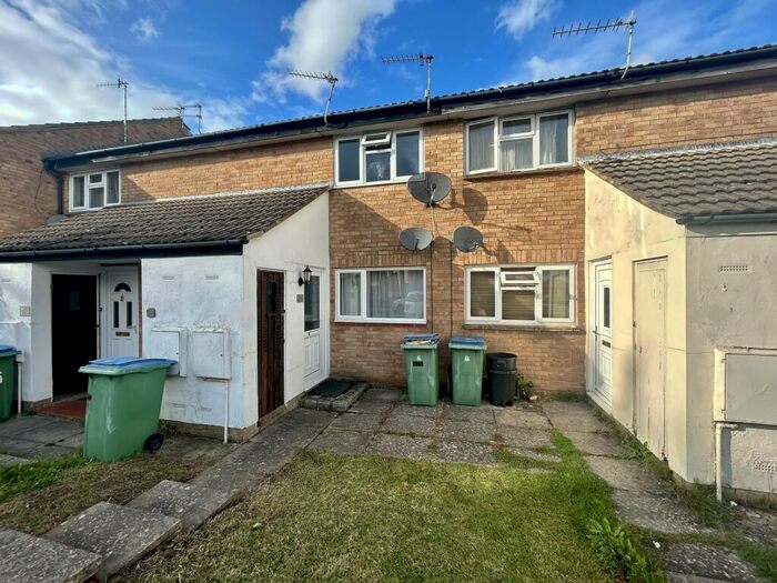 1 Bedroom Flat To Rent In Osprey Gardens, Bognor Regis, PO22