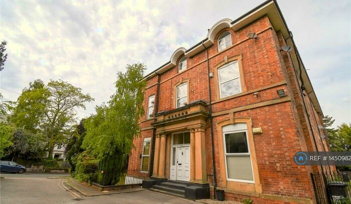 1 Bedroom Flat To Rent In Pipers Court, Oxton, CH43
