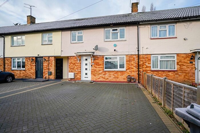 3 Bedroom Terraced House For Sale In Whitwell Road, Watford, Hertfordshire, WD25
