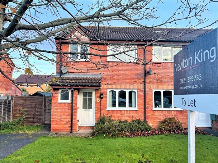 3 Bedroom Semi Detached House To Rent In Bilberry Grove, Taunton, TA1