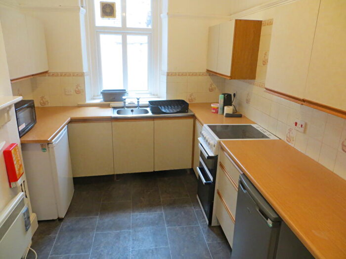 3 Bedroom House To Rent In Longbrook Street, City Centre, Exeter, EX4