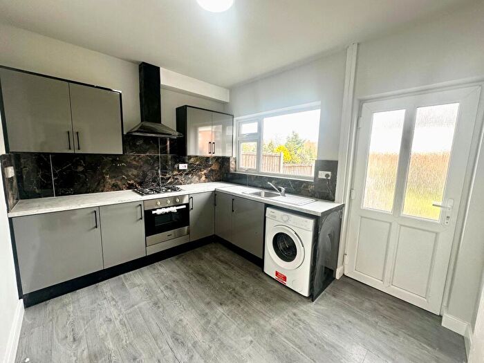 3 Bedroom Semi Detached House To Rent In Bonsall Street, Long Eaton, NG10