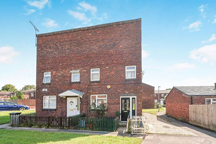 2 Bedroom Terraced House For Sale In Hornbeam Court, Swindon, SN2