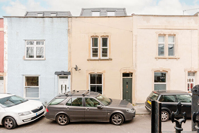 4 Bedroom Terraced House For Sale In Hebron Road, Bedminster, Bristol, BS3