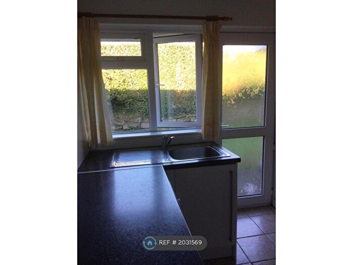 2 Bedroom Bungalow To Rent In Windsworth, St Blazey Gate, Par, PL24