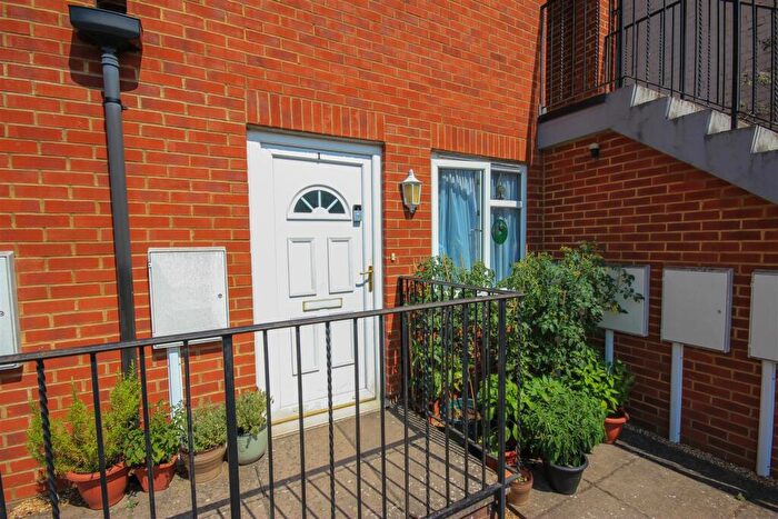1 Bedroom Flat For Sale In Freeman Court, Wellingborough, NN8