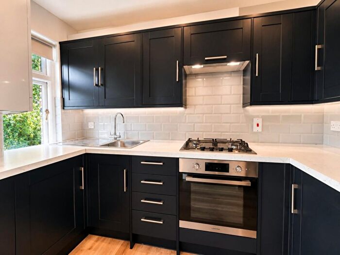2 Bedroom Flat To Rent In Gipsy Hill, Crystal Palace, London, SE19