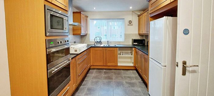 3 Bedroom Terraced House To Rent In Burland Close, Salford, M7