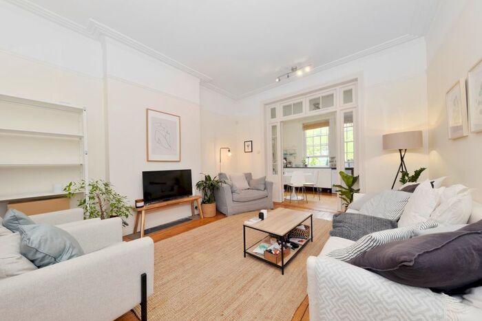 1 Bedroom Flat To Rent In Woodstock Road, London, W4