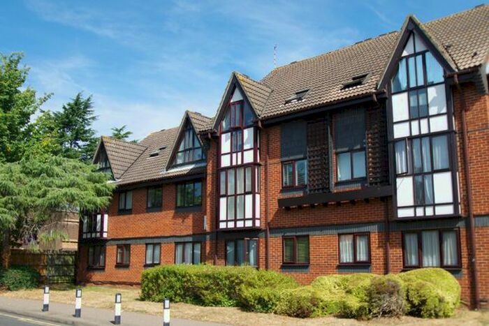 1 Bedroom Flat To Rent In Elton Park, Watford, WD17