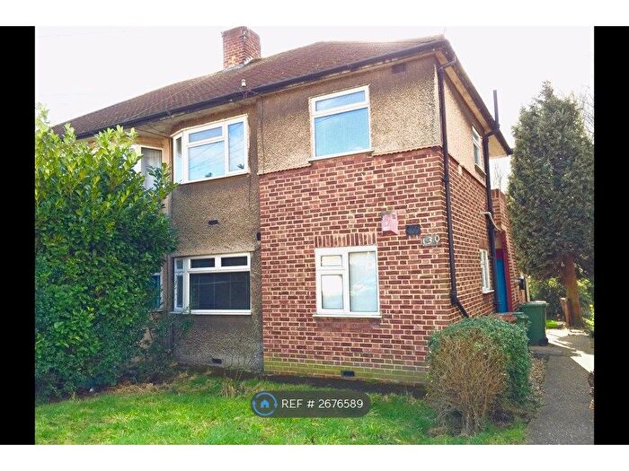 2 Bedroom Maisonette To Rent In Eversley Avenue, Barnehurst, DA7