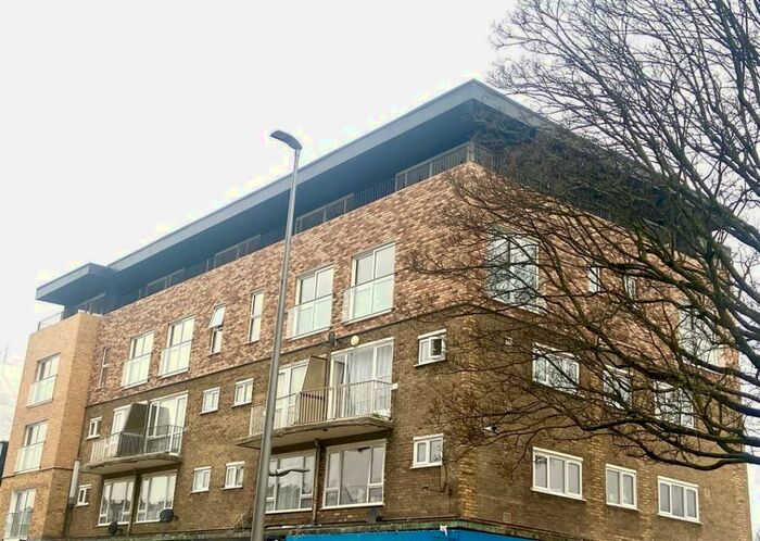 1 Bedroom Apartment To Rent In Marlowes, Hemel Hempstead, HP1