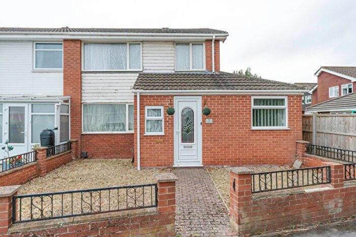 4 Bedroom End Of Terrace House For Sale In Almond Close, Weston-Super-Mare, BS22