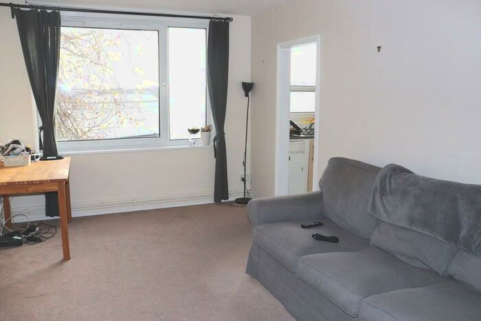 1 Bedroom Apartment To Rent In Pemberton Gardens, Archway, N19