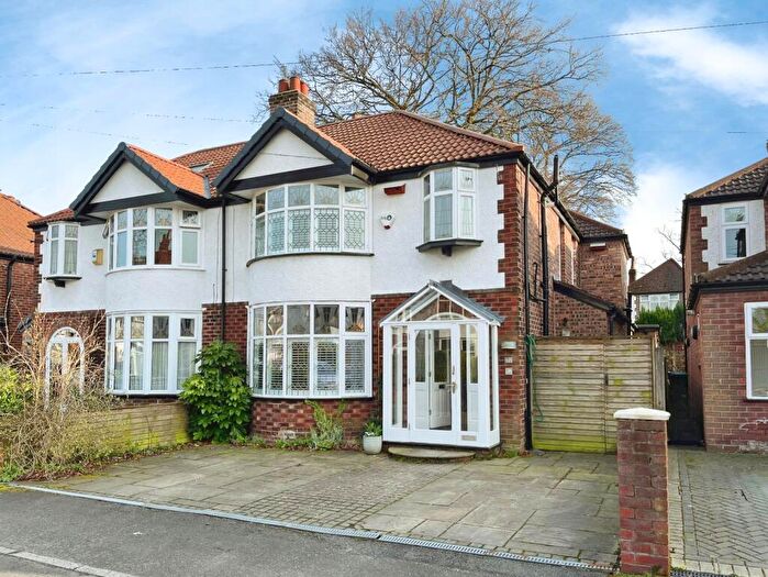 4 Bedroom Semi Detached House For Sale In Anerley Road, Didsbury, Manchester, M20