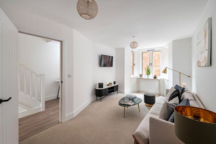 3 Bedroom End Of Terrace House To Rent In Ash Villas, Bradmore Way, Coulsdon, CR5