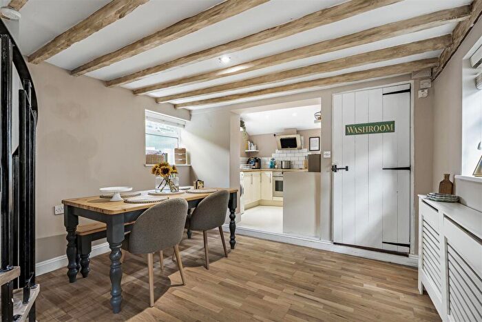 2 Bedroom Detached House For Sale In Church Street, Ware, SG12