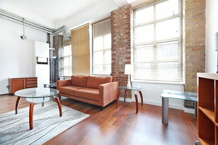 2 Bedroom Apartment To Rent In Birchfield Street, London, E14